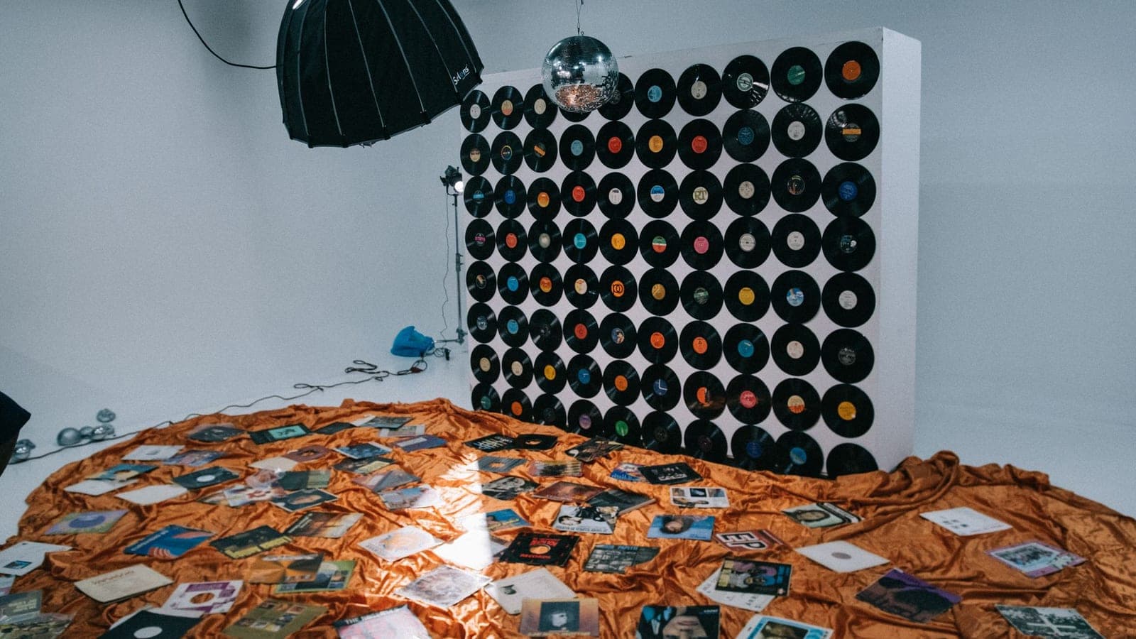 AURA, Amelie Lens's debut album, is out on 4 September on her own label